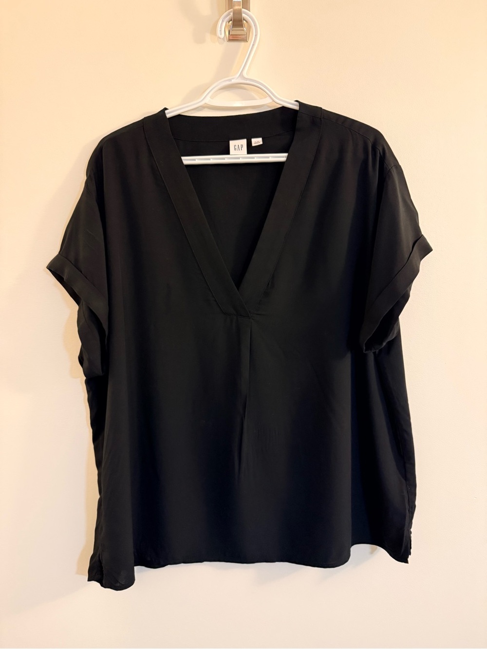 GAP Black Short Sleeve Crew Top